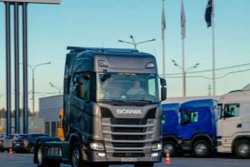 Scania S500 первым среди импортируемых в Россию грузовых автомобилей получил электронный ПТС